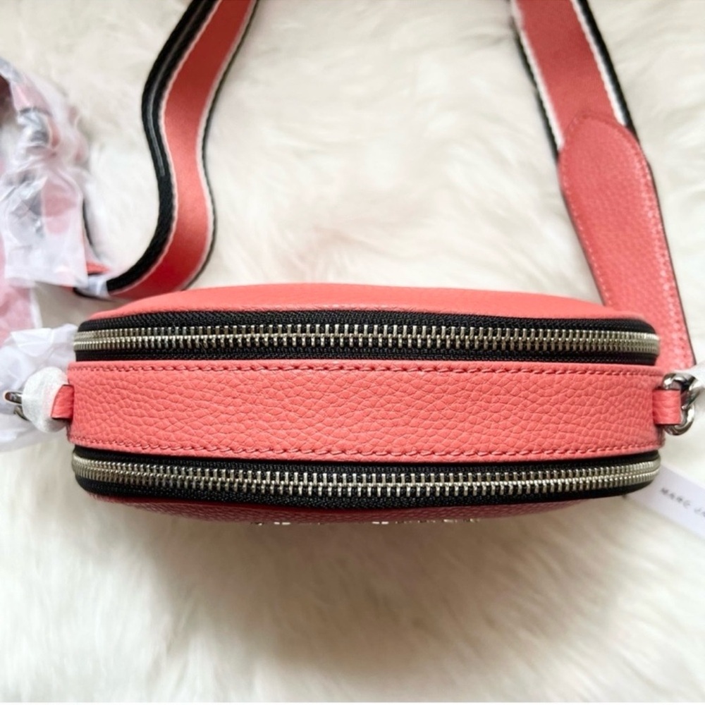 New! MARC JACOBS Logo The Rewind Leather Crossbody Bag in Salmon Pink - Picture 7 of 14